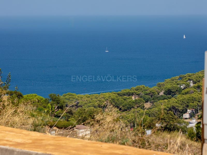 Ubebygd land til salgs i Begur - € 480 000 (Ref: 9197969)