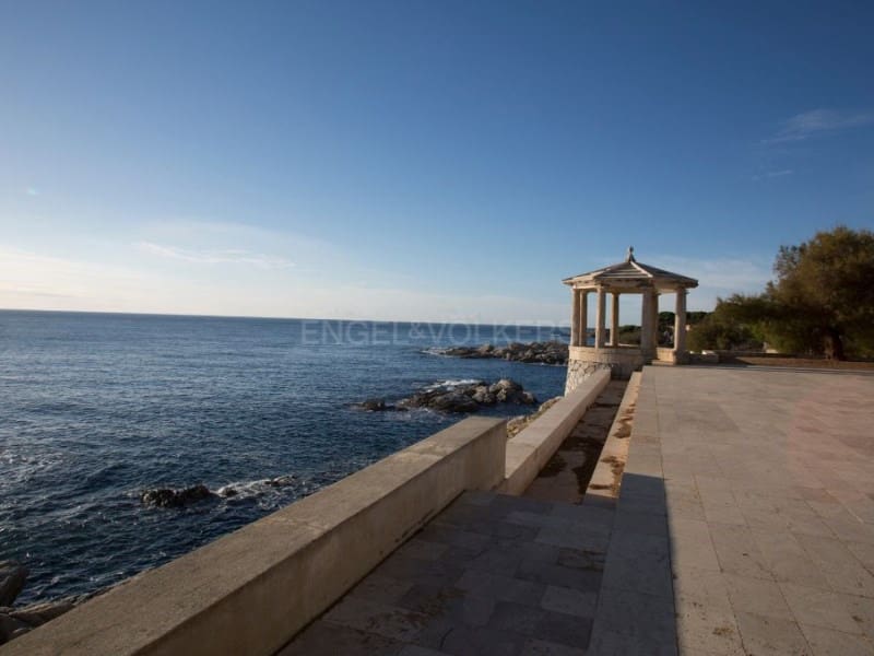 2 makuuhuone Huoneisto myytävänä paikassa S'Agaro mukana uima-altaan 
autotalli - 560 000 € (Ref: 9206836)