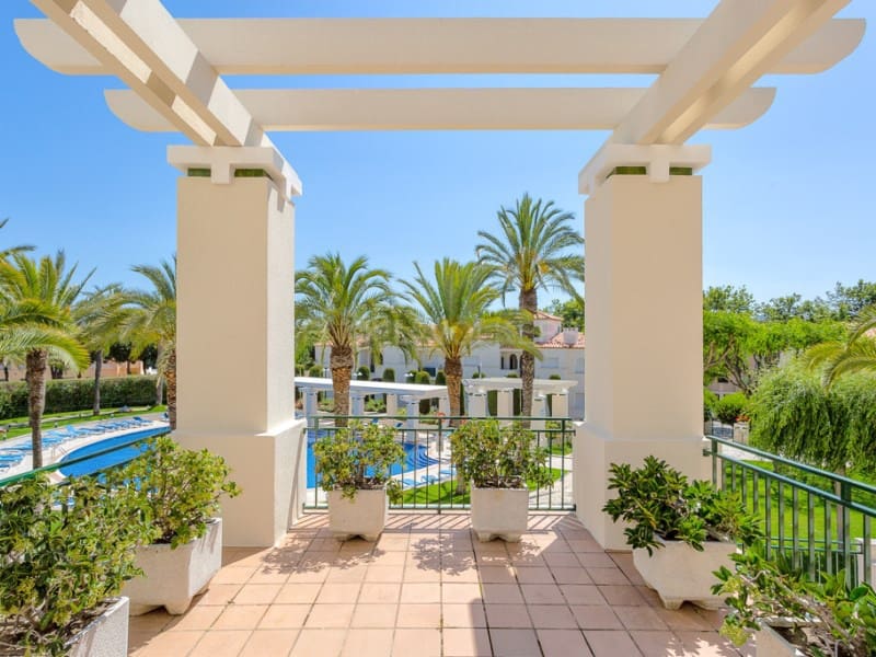 2 makuuhuone Huoneisto myytävänä paikassa S'Agaro mukana uima-altaan 
autotalli - 560 000 € (Ref: 9206836)