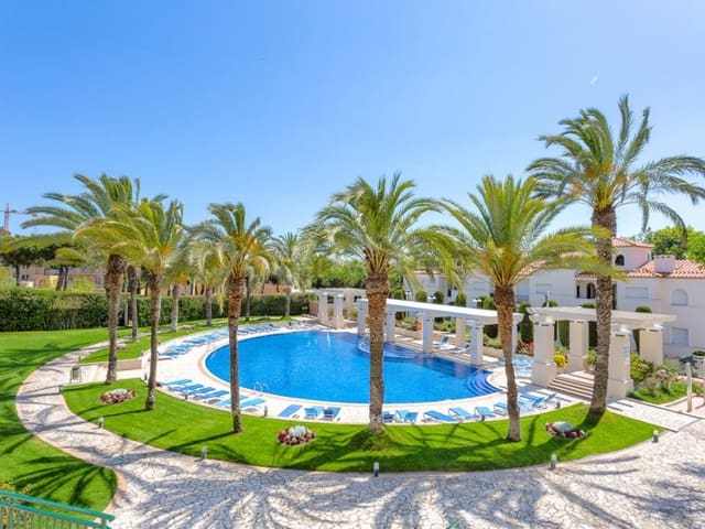 2 bedroom Apartment for sale in S'Agaro, Castell-Platja d'Aro with pool garage - € 560,000 (Ref: 9206836)