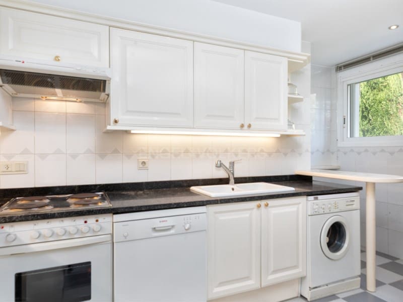 2 makuuhuone Huoneisto myytävänä paikassa S'Agaro mukana uima-altaan 
autotalli - 560 000 € (Ref: 9206836)