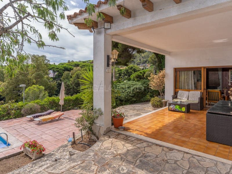 5 quarto Moradia para venda em Blanes com piscina garagem - 900 000 € (Ref: 9218699)