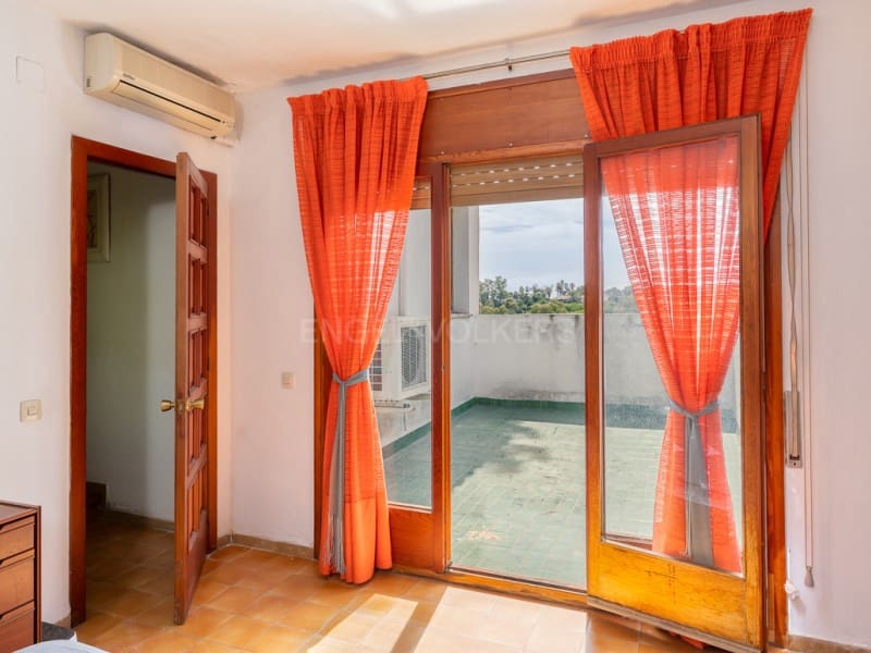 5 quarto Moradia para venda em Blanes com piscina garagem - 900 000 € (Ref: 9218699)