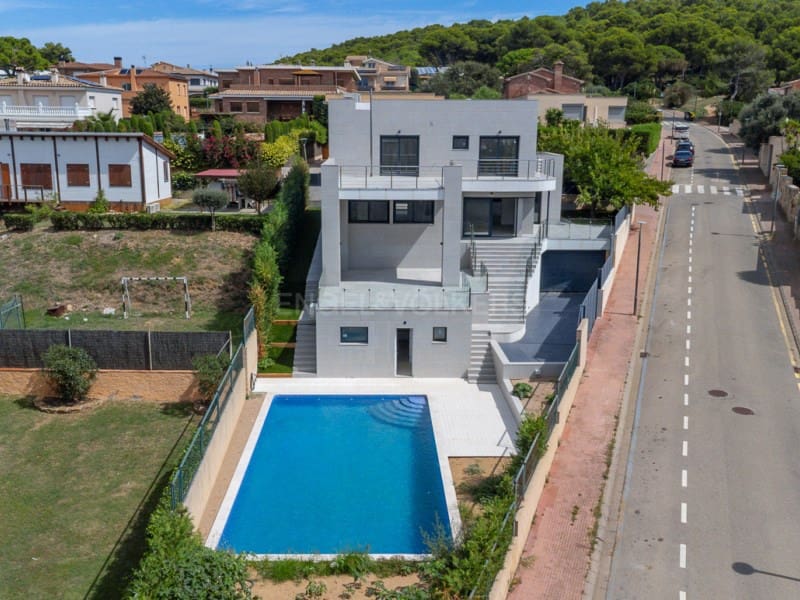 5 camera da letto Villa in vendita in Palamos con piscina garage - 1.850.000 € (Rif: 9236918)