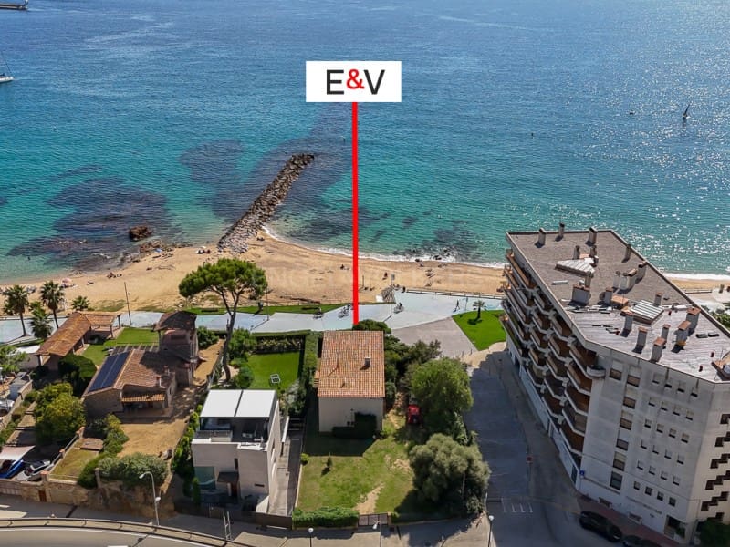 3 bedroom Villa for sale in Sant Antoni de Calonge with garage - € 1,495,000 (Ref: 9243785)