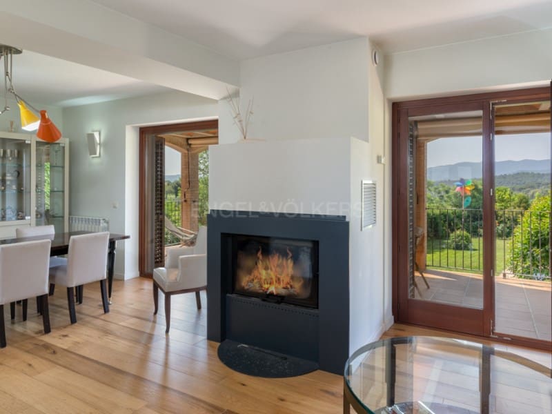 5 soveværelse Byhus til salg i Cruilles Monells i Sant Sadurni de I'Heura med swimmingpool garage - € 1.350.000 (Ref: 9253785)