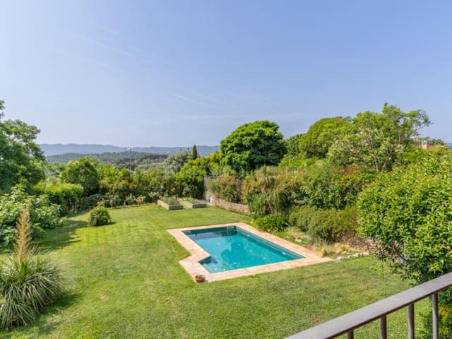 5 soveværelse Byhus til salg i Sant Sadurní de l'Heura, Cruïlles Monells i Sant Sadurní de I'Heura med swimmingpool garage - € 1.350.000 (Ref: 9253785)