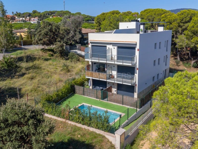 3 bedroom Apartment for sale in Palamos - € 395,000 (Ref: 9262861)