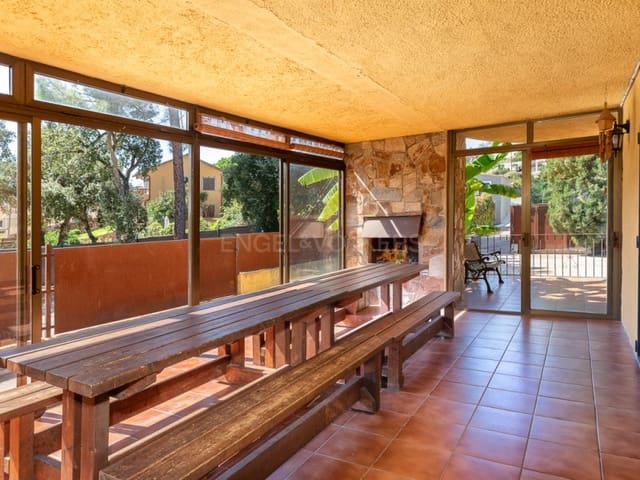 5 slaapkamer Villa te koop in Calonge i Sant Antoni met zwembad - € 490.000 (Ref: 9262863)