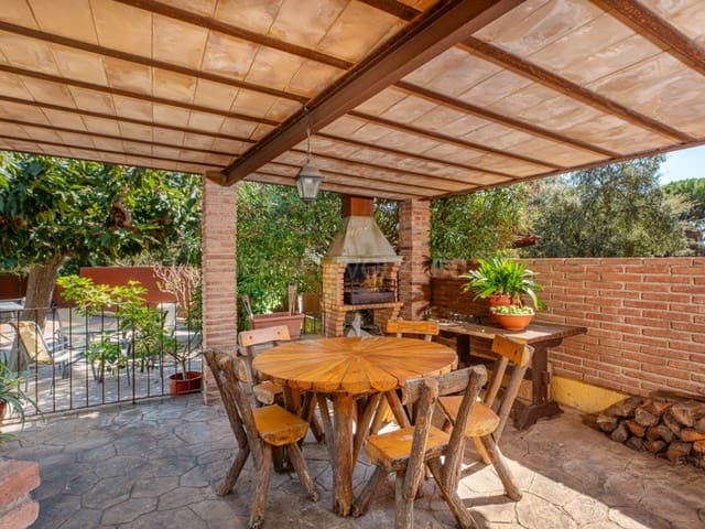 5 slaapkamer Villa te koop in Calonge i Sant Antoni met zwembad - € 490.000 (Ref: 9262863)