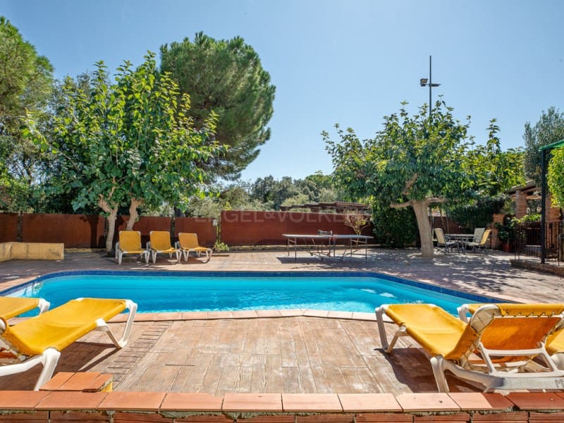 5 soveværelse Villa til salg i Calonge i Sant Antoni med swimmingpool - € 490.000 (Ref: 9262863)