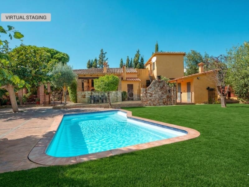 5 soveværelse Villa til salg i Calonge i Sant Antoni med swimmingpool - € 490.000 (Ref: 9262863)