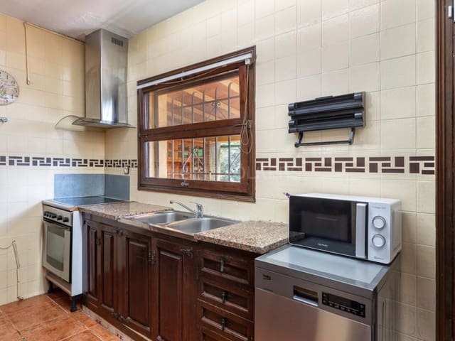 Chalet de 5 habitaciones en Calonge i Sant Antoni en venta con piscina - 490.000 € (Ref: 9262863)