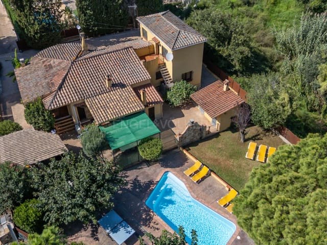 Chalet de 5 habitaciones en Calonge i Sant Antoni en venta con piscina - 490.000 € (Ref: 9262863)