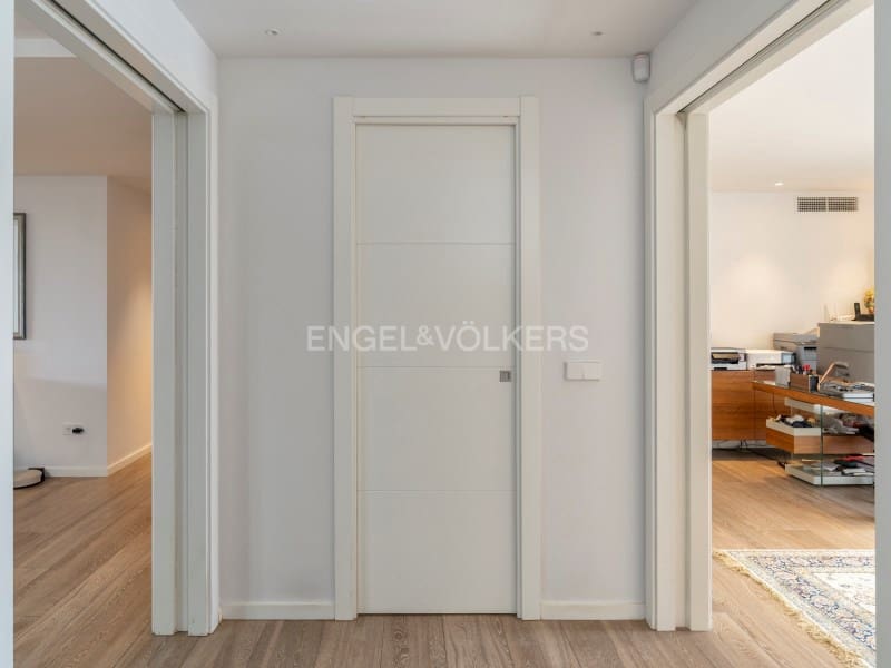 7 sypialnia Willa na sprzedaż w Santa Cristina d'Aro z basenem garażem - 2 800 000 € (Ref: 9303566)