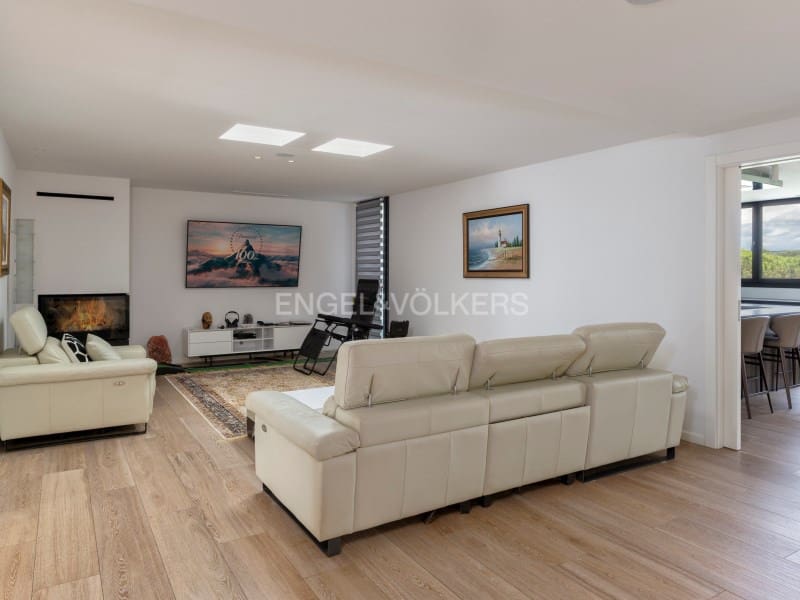 7 sypialnia Willa na sprzedaż w Santa Cristina d'Aro z basenem garażem - 2 800 000 € (Ref: 9303566)