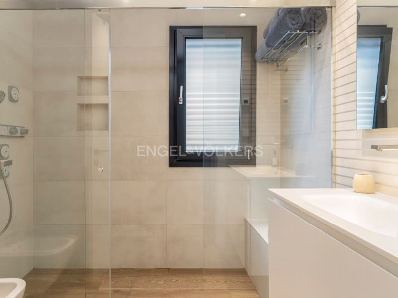 7 sypialnia Willa na sprzedaż w Santa Cristina d'Aro z basenem garażem - 2 800 000 € (Ref: 9303566)