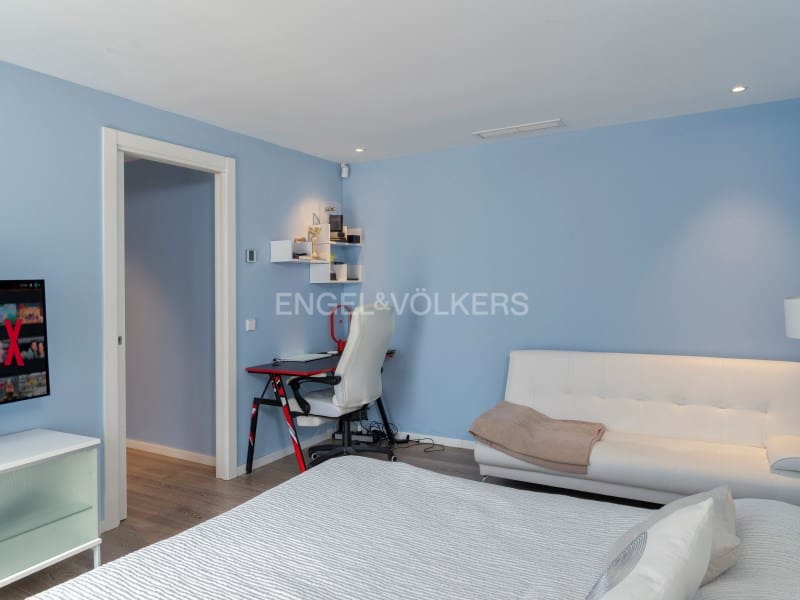 7 sypialnia Willa na sprzedaż w Santa Cristina d'Aro z basenem garażem - 2 800 000 € (Ref: 9303566)