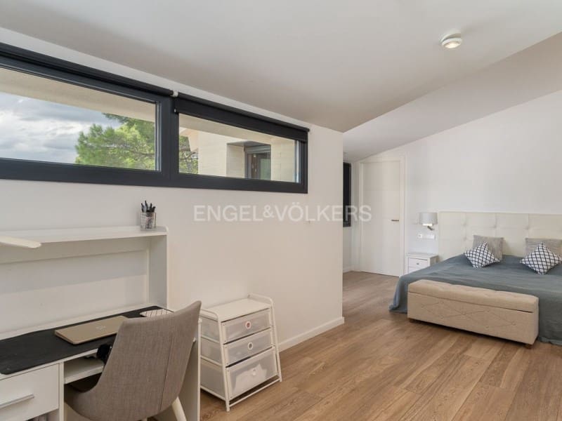 7 sypialnia Willa na sprzedaż w Santa Cristina d'Aro z basenem garażem - 2 800 000 € (Ref: 9303566)