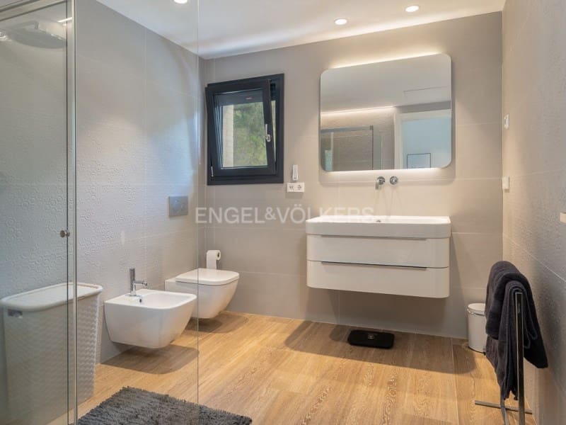 7 sypialnia Willa na sprzedaż w Santa Cristina d'Aro z basenem garażem - 2 800 000 € (Ref: 9303566)