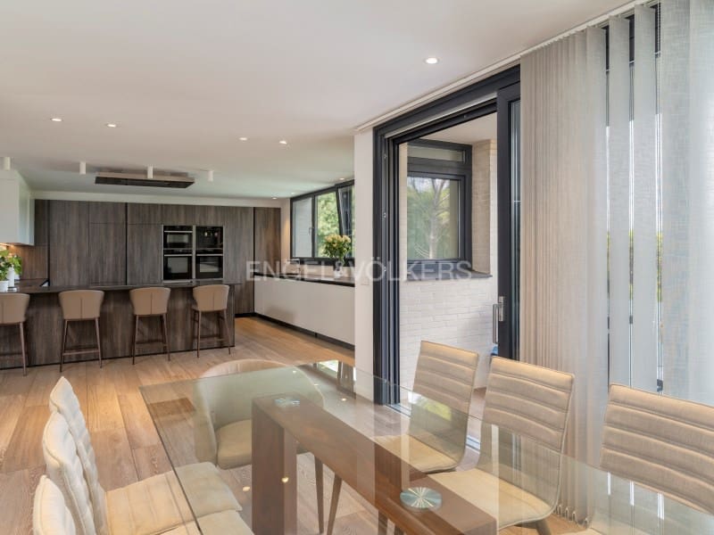 7 sypialnia Willa na sprzedaż w Santa Cristina d'Aro z basenem garażem - 2 800 000 € (Ref: 9303566)