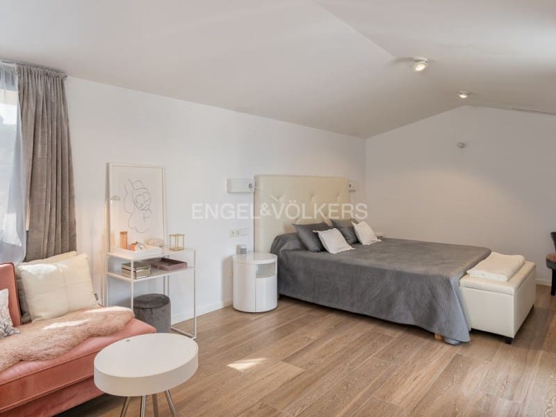 7 sypialnia Willa na sprzedaż w Santa Cristina d'Aro z basenem garażem - 2 800 000 € (Ref: 9303566)