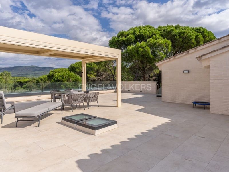 7 sypialnia Willa na sprzedaż w Santa Cristina d'Aro z basenem garażem - 2 800 000 € (Ref: 9303566)