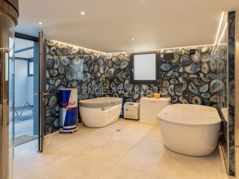 7 sypialnia Willa na sprzedaż w Santa Cristina d'Aro z basenem garażem - 2 800 000 € (Ref: 9303566)