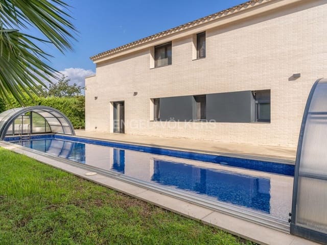 7 chambre Villa/Maison à vendre à Santa Cristina d'Aro avec piscine garage - 2 800 000 € (Ref: 9303566)