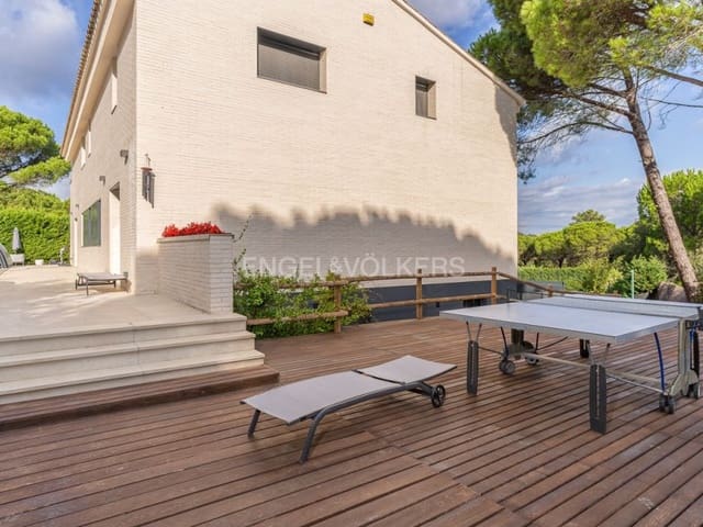 7 chambre Villa/Maison à vendre à Santa Cristina d'Aro avec piscine garage - 2 800 000 € (Ref: 9303566)
