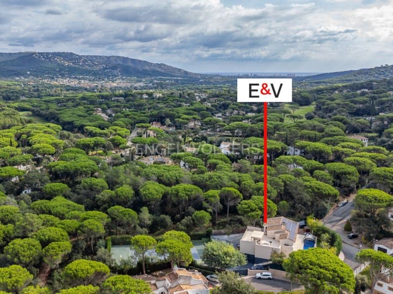 7 sypialnia Willa na sprzedaż w Santa Cristina d'Aro z basenem garażem - 2 800 000 € (Ref: 9303566)