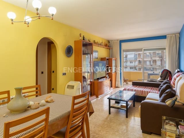 2 bedroom Flat for sale in Blanes - € 250,000 (Ref: 9303567)