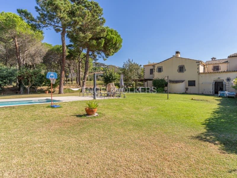 7 sypialnia Willa na sprzedaż w Santa Cristina d'Aro z basenem garażem - 1 590 000 € (Ref: 9305179)