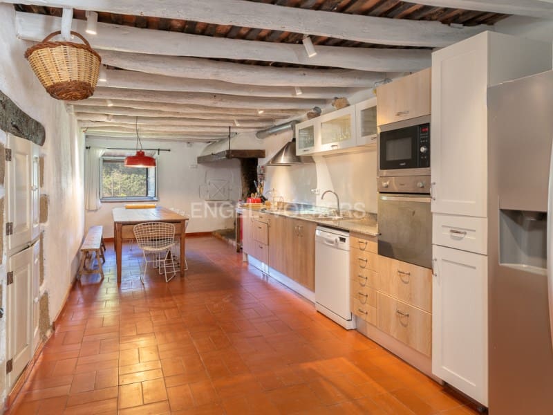 7 sypialnia Willa na sprzedaż w Santa Cristina d'Aro z basenem garażem - 1 590 000 € (Ref: 9305179)