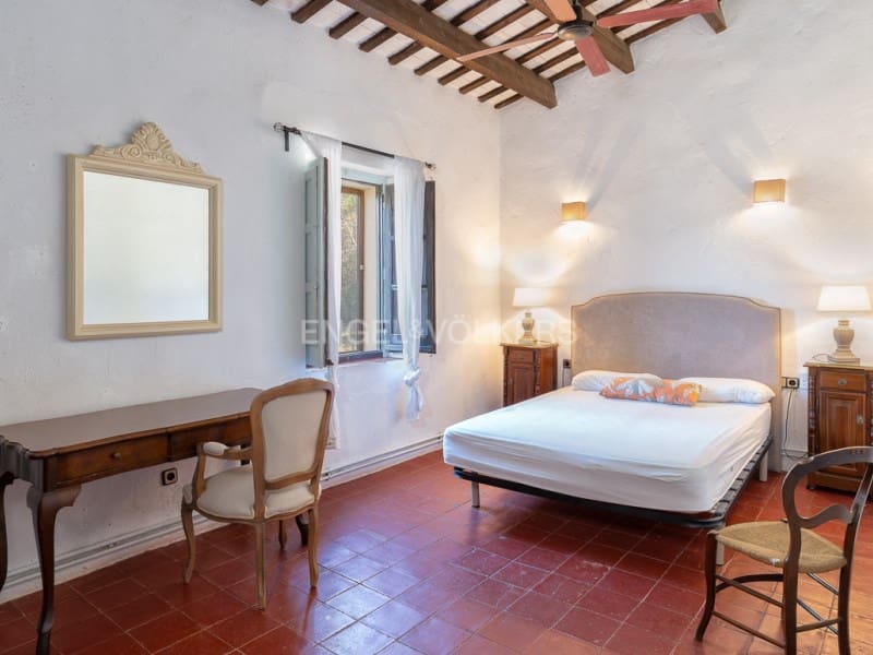 7 sypialnia Willa na sprzedaż w Santa Cristina d'Aro z basenem garażem - 1 590 000 € (Ref: 9305179)