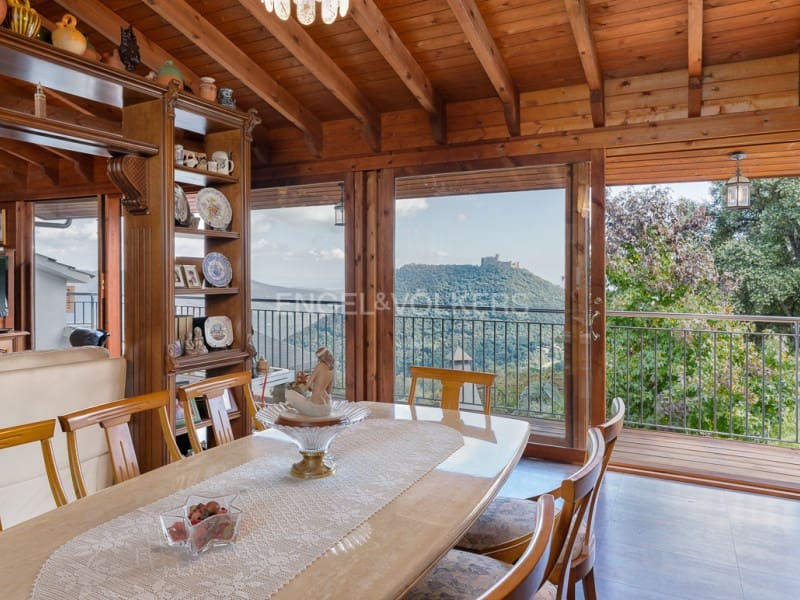 5 makuuhuone Huvila myytävänä paikassa Arbucies mukana uima-altaan - 489 000 € (Ref: 9312692)