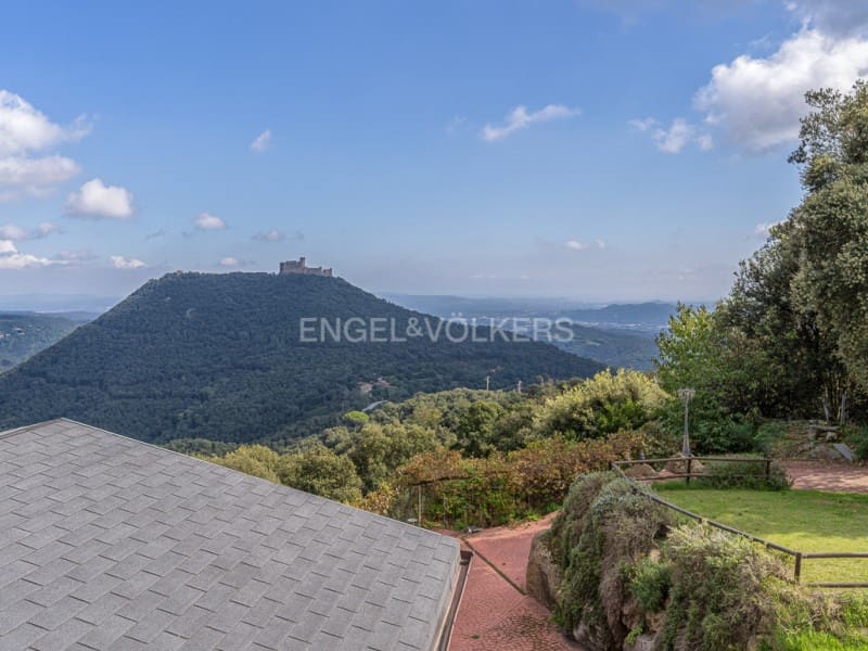 5 makuuhuone Huvila myytävänä paikassa Arbucies mukana uima-altaan - 489 000 € (Ref: 9312692)