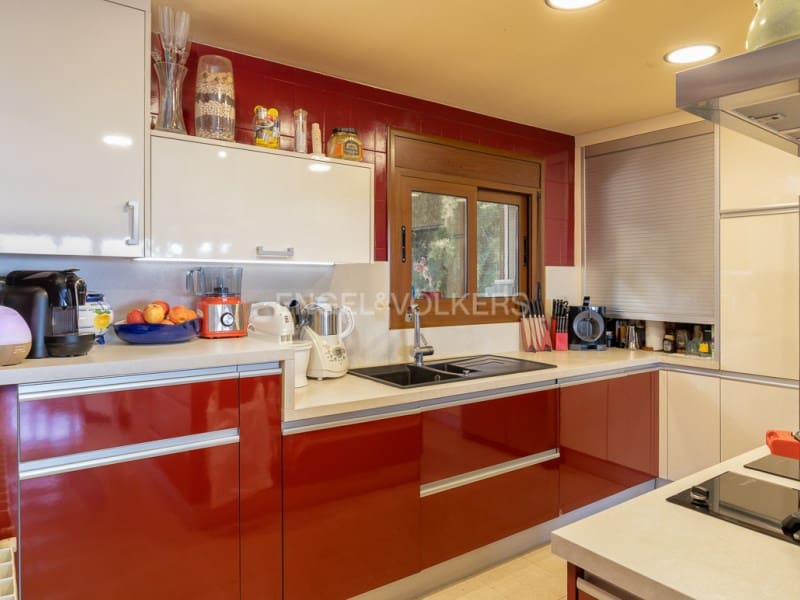 5 makuuhuone Huvila myytävänä paikassa Arbucies mukana uima-altaan - 489 000 € (Ref: 9312692)