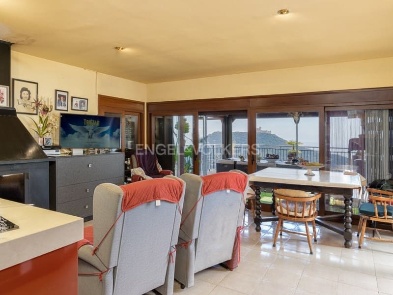 5 makuuhuone Huvila myytävänä paikassa Arbucies mukana uima-altaan - 489 000 € (Ref: 9312692)