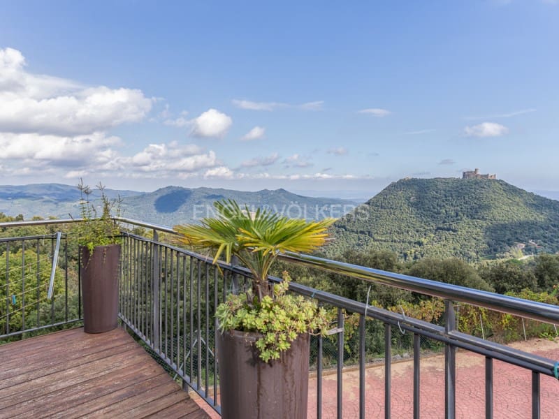 5 makuuhuone Huvila myytävänä paikassa Arbucies mukana uima-altaan - 489 000 € (Ref: 9312692)