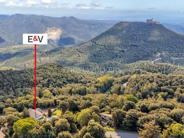 5 makuuhuone Huvila myytävänä paikassa Arbúcies mukana uima-altaan - 489 000 € (Ref: 9312692)