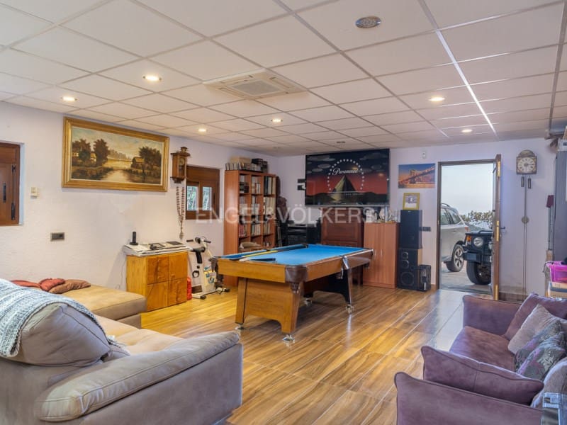 5 makuuhuone Huvila myytävänä paikassa Arbucies mukana uima-altaan - 489 000 € (Ref: 9312692)