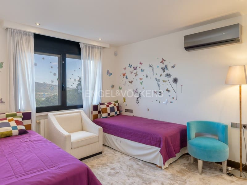 5 bedroom Villa for sale in Santa Cristina d'Aro with pool garage - € 2,500,000 (Ref: 9317734)