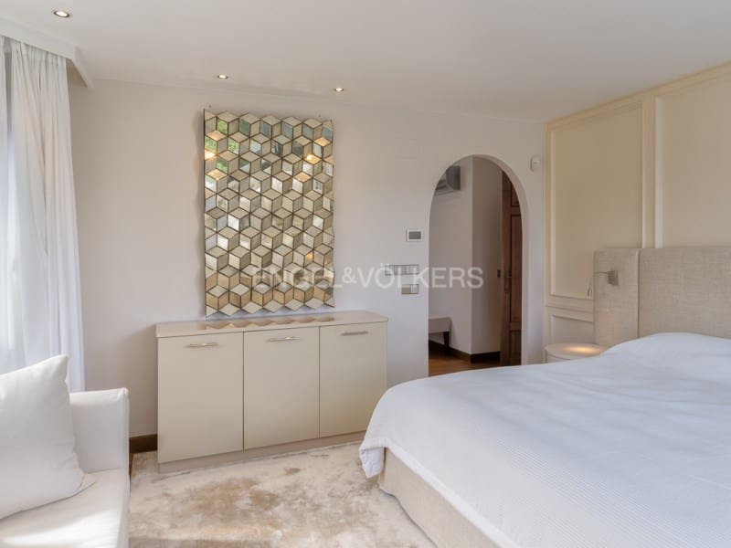 5 bedroom Villa for sale in Santa Cristina d'Aro with pool garage - € 2,500,000 (Ref: 9317734)