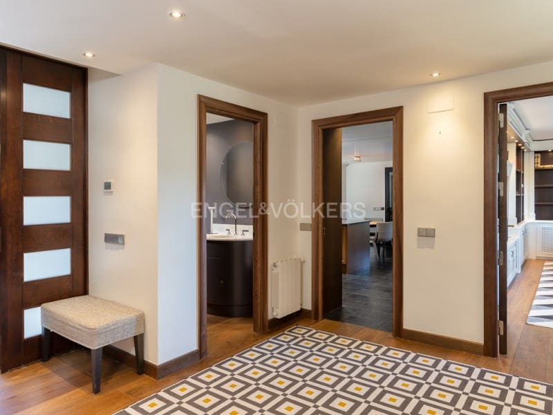 5 bedroom Villa for sale in Santa Cristina d'Aro with pool garage - € 2,500,000 (Ref: 9317734)