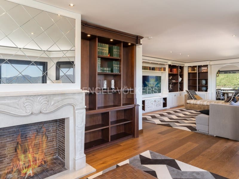 5 bedroom Villa for sale in Santa Cristina d'Aro with pool garage - € 2,500,000 (Ref: 9317734)