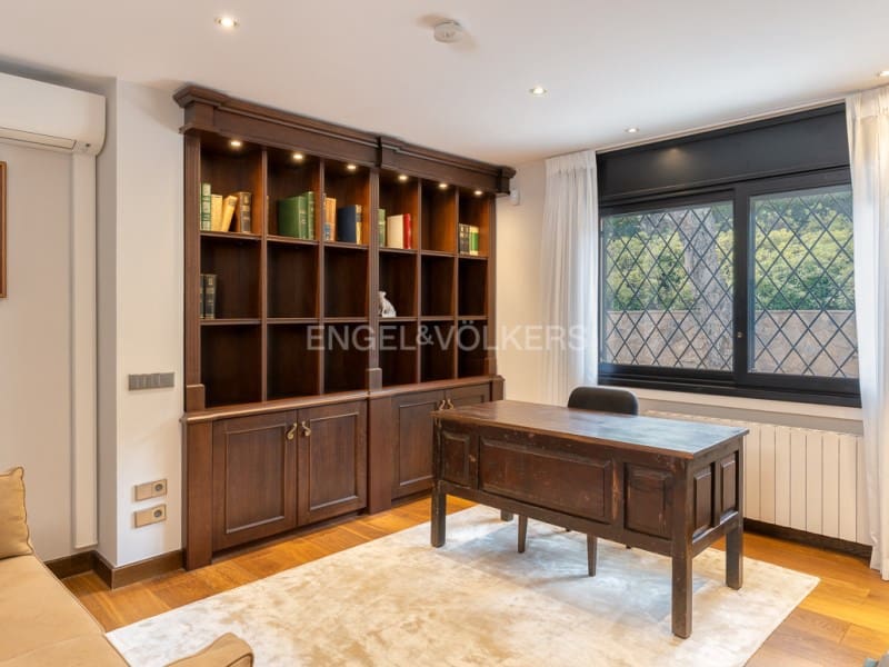 5 bedroom Villa for sale in Santa Cristina d'Aro with pool garage - € 2,500,000 (Ref: 9317734)