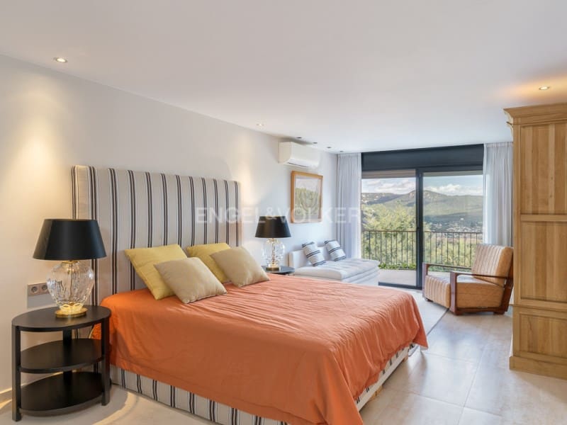 5 bedroom Villa for sale in Santa Cristina d'Aro with pool garage - € 2,500,000 (Ref: 9317734)