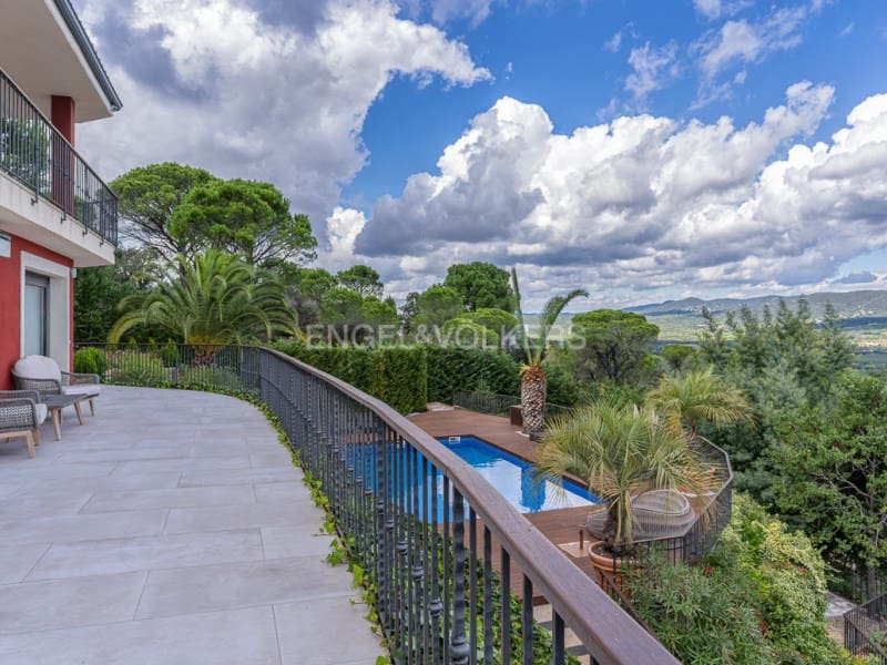 5 bedroom Villa for sale in Santa Cristina d'Aro with pool garage - € 2,500,000 (Ref: 9317734)