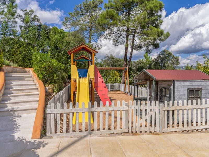 5 bedroom Villa for sale in Santa Cristina d'Aro with pool garage - € 2,500,000 (Ref: 9317734)